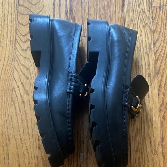 Zara Black heeled Loafers with Gold Detail - Picture 5 of 6